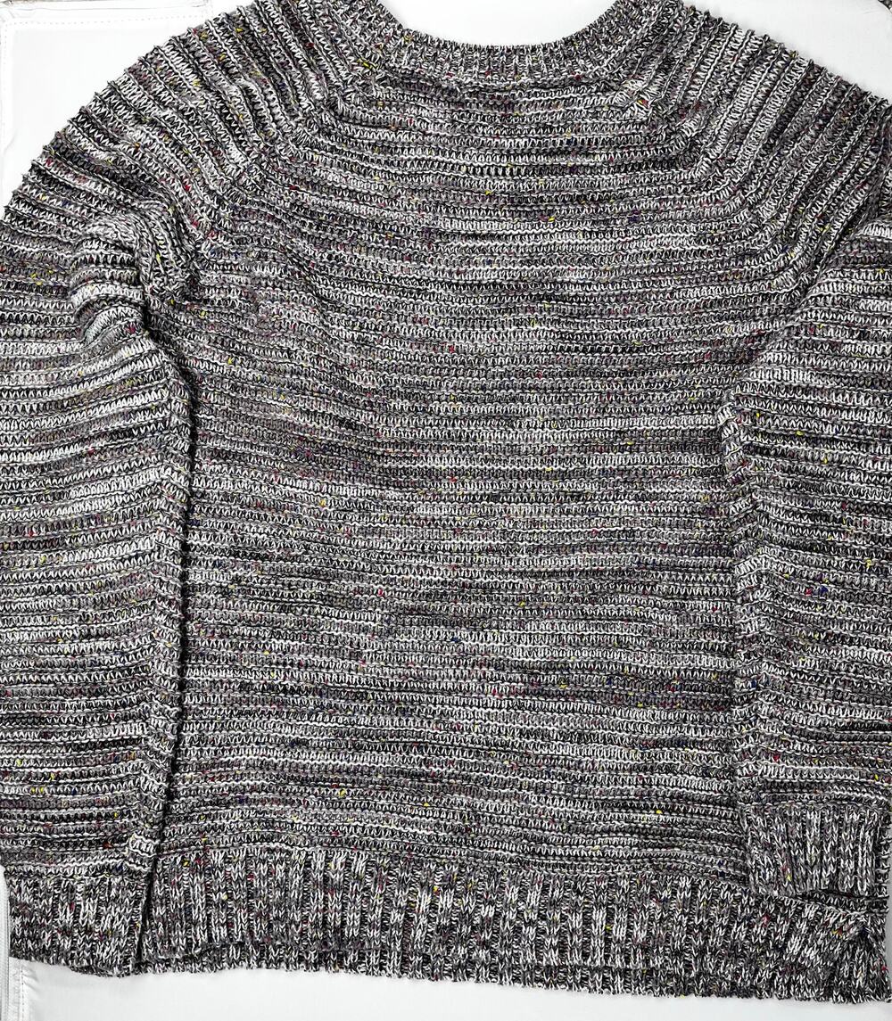 Faded Glory Sweater size XL (16-18) Pre-Owned in good Condition